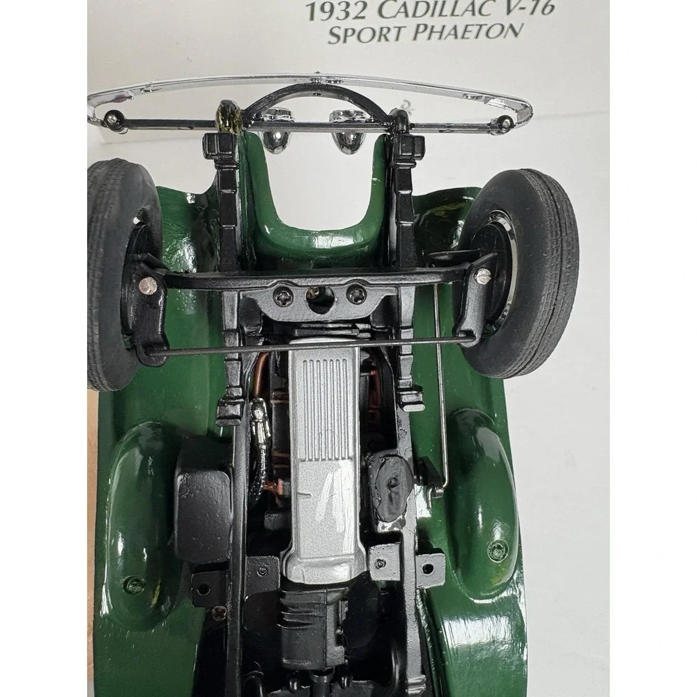 Danbury Mint 1932 Cadillac V16 Sport Phaeton 1:24 Diecast READ